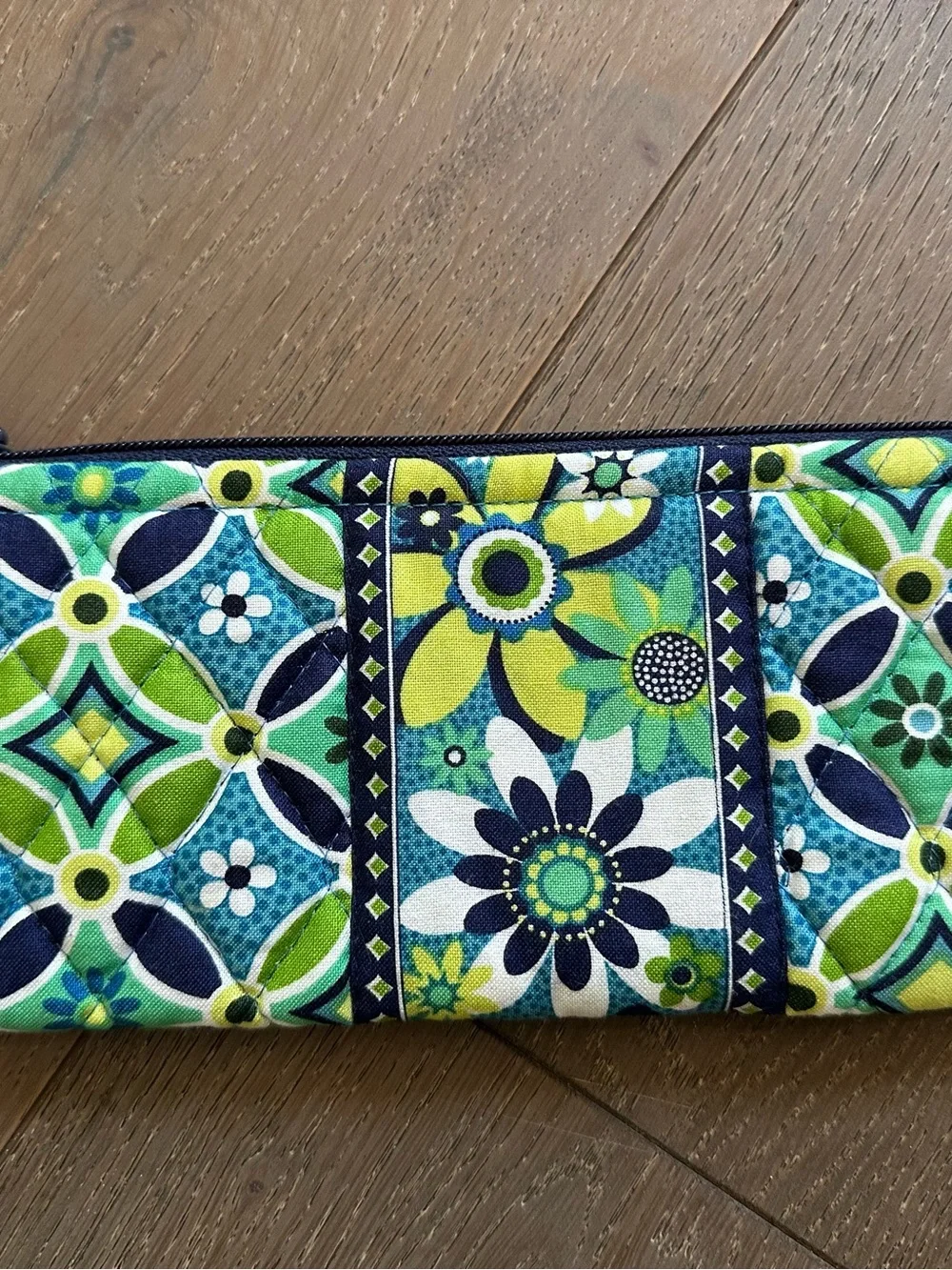 Vera Bradley Limes Up Pencil Pouch Cosmetic Case Retired Print